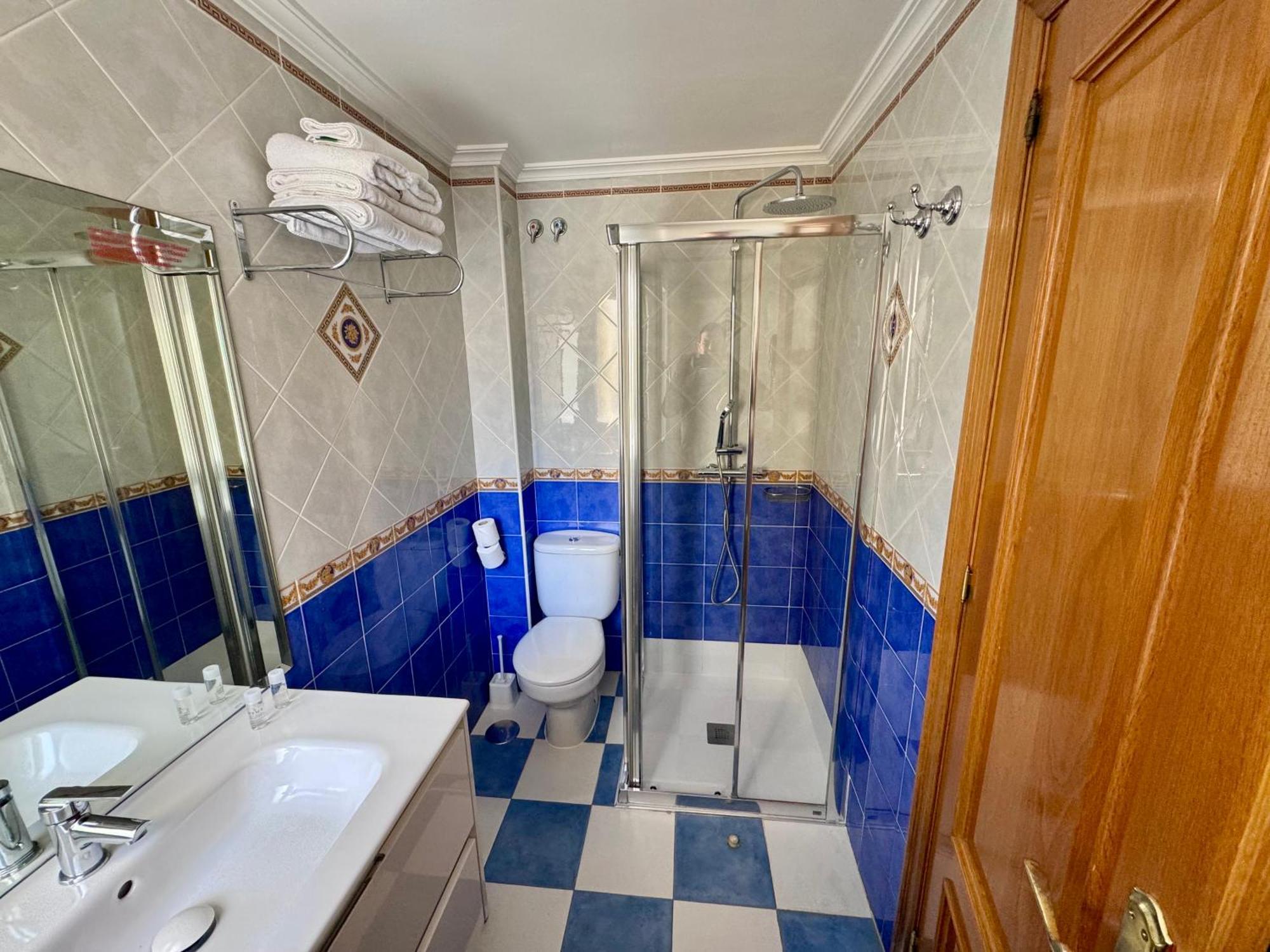 Apartamentos Nina De Oro Torremolinos Exterior foto
