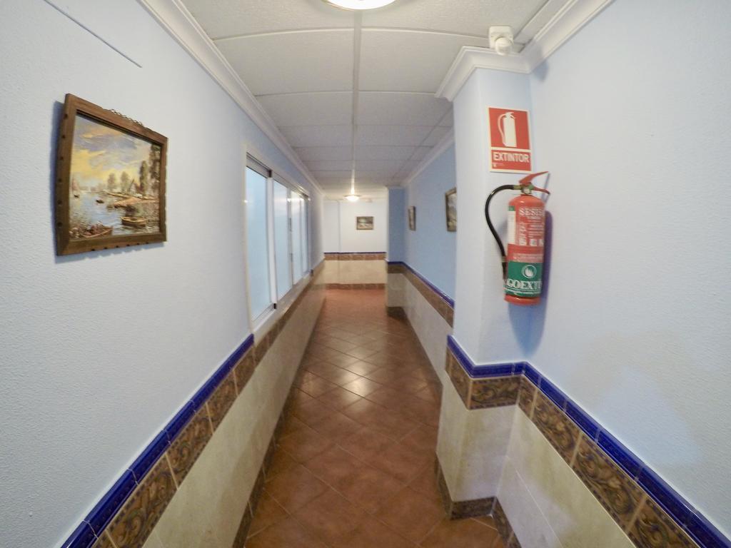 Apartamentos Nina De Oro Torremolinos Exterior foto